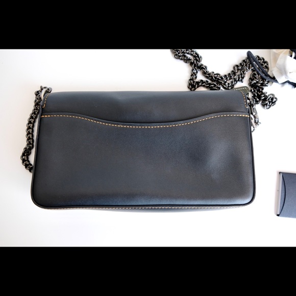 Unique leather Coach purse - Picture 2 of 9